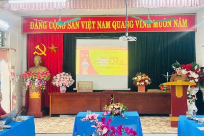TRƯỜNG MN NAM HỒNG TỔ CHỨC HỘI NGHỊ  KIỂM ĐIỂM, ĐÁNH GIÁ VÀ XẾP LOẠI CHẤT LƯỢNG TẬP THỂ, CÁ NHÂN NĂM 2025
