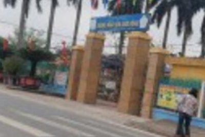 LAO ĐỘNG VỆ SINH NGÀY CHỦ NHẬT XANH THÁNG 4-2025