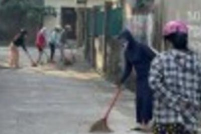 LAO ĐỘNG VỆ SINH NGÀY CHỦ NHẬT XANH THÁNG 11-2024